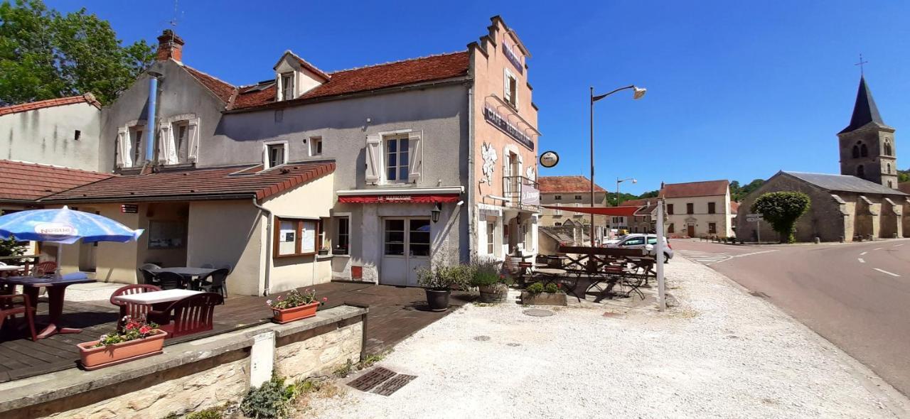 Hotel Le Marmagne Marmagne  Exterior foto